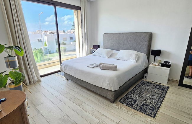 Stylish Luxe House with Garden Marsa - Foto 12