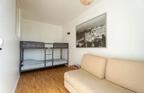 Confort & Spacieux Family Travel pour 6 - 10' to Disneyland Paris 25' to Paris - In front of Train Station Torcy RER A - Foto 7