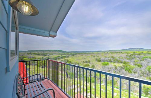 Spacious Getaway about 12 Acres, Views, and Hot Tub! - Foto 31