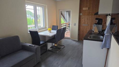 Geräumiges Apartment in ruhiger Lage - Foto 2