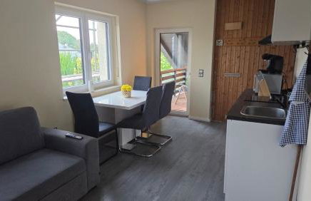 Geräumiges Apartment in ruhiger Lage - Foto 2