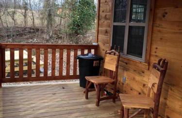 Rustic Family-Friendly Accommodation with Jacuzzi near Huntington, West Virginia - Foto 11