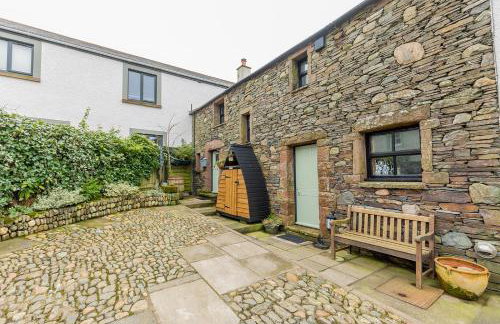 HIGH TREES BYRE - Two bed Cottage with Log Burner & Incredible Views - Foto 3