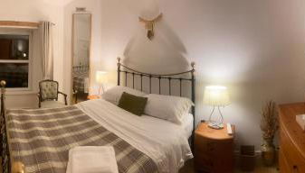 Park side Cottage, Number 2, The Morays - Foto 2, wardrobe