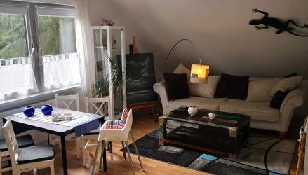 Charmante Ferienwohnung 3 Zimmer Kueche Bad zentrale Lage - Foto 2