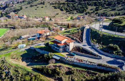 Alexi's House - Photo 49