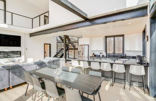 Lux Windham Getaway - Views & Indoor Heated Pool - Foto 35