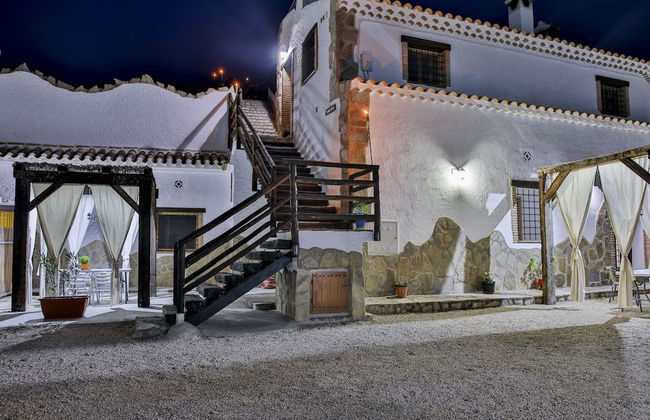 Cuevas El Moral - Foto 60