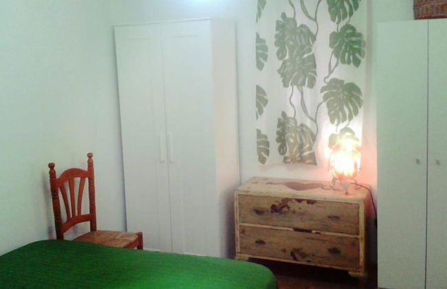 Beachfront House - Photo 5