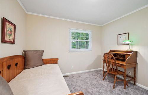 Greensboro Golf Getaway - 9 Mi to Downtown! - Foto 19