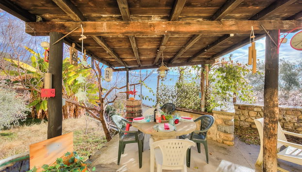 Faby House On Hilly Area & Lake View - Happy Rentals - Foto 2, Imagen principal