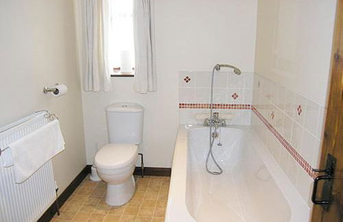 Oak Tree Cottage - Photo 8