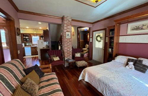 Gwen's Place - Private 2nd Floor - Foto 25