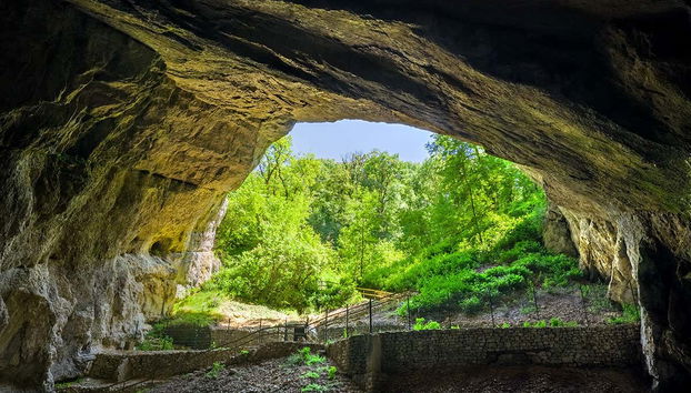 Paisajes de las Cuevas de Cerdon