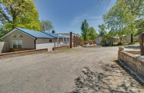 Cozy Mountain Home Cottage Walk to Marina! - Foto 26