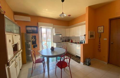 Rainbow Seafront Apartment - Foto 13