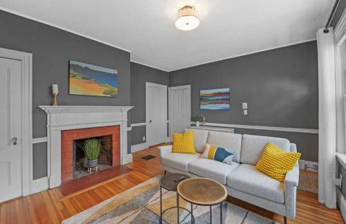 1803 Salem 1BR | Walk to Haunted Happenings - Foto 10