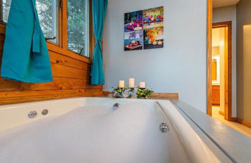 Panorama Point - Sauna, hot tub, theater room - Photo 10