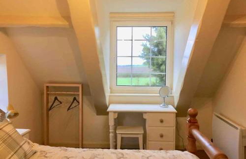 Grove Farm Old Granary, 1st floor Loft Apartment, Includes Continental Breakfast - Foto 5