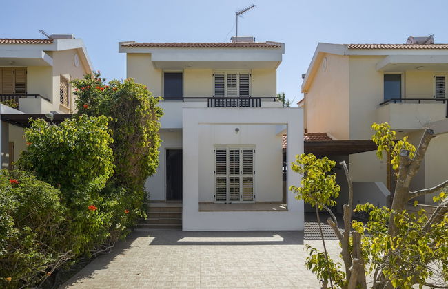 Meneou Beachfront Villa 5 - Foto 32