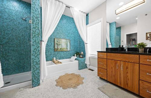 Exquisite Condo with Views in Trendy NuLu District - Foto 33