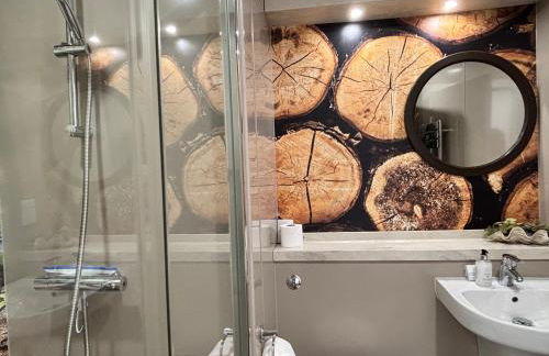 Fox Lodge with Hot Tub - Foto 13