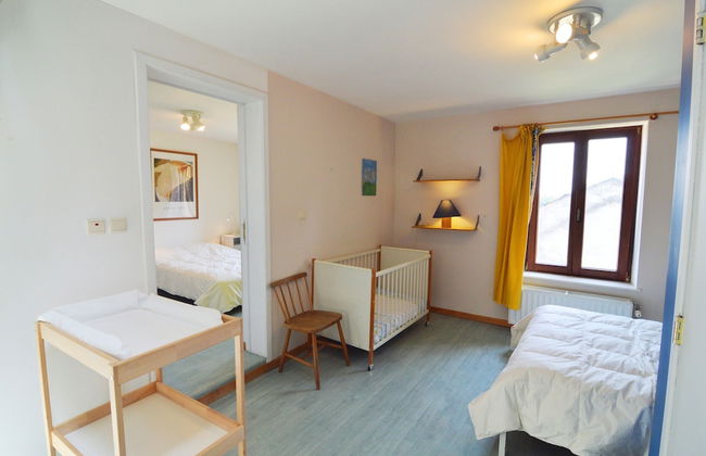 Modern Farmhouse in Chassepierre With Terrace - Foto 33