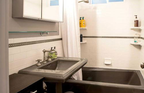 Updated Tacoma Home with Patio 3 Mi to Downtown - Foto 18