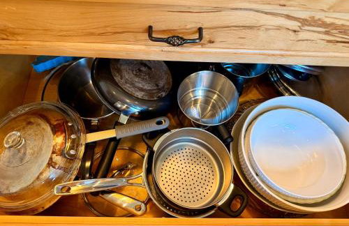 Whispering Pines Retreat, Secluded Cabin with Hot Tub & Pond - Foto 31