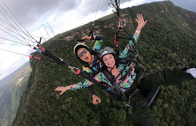 Chicamocha Canyon Paragliding Flight - Foto 3