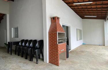 Casa Ampla com Piscina, Churrasqueira, Bilhar, Pebolim, Ping-Pong - Foto 8