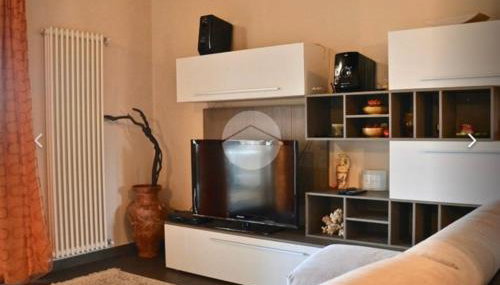 Casa Girasole - entire villa with pool - Foto 2