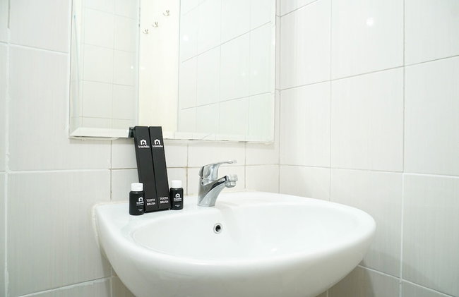 Minimalist And Comfy 2Br Signature Park Grande Apartment - Photo 11