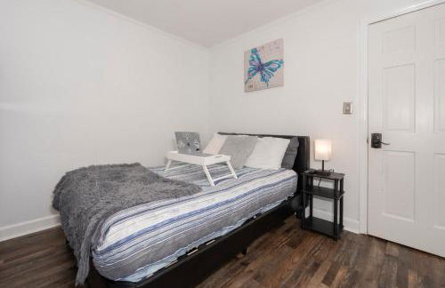 Arcade, Ping Pong, Hot Tub, Gas Grill, & King Bed - Photo 55