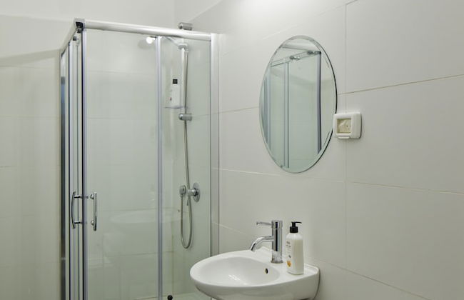 TLV Suites by the sea 3 Rooms - Foto 15