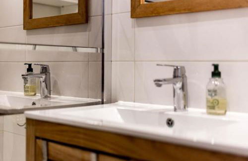 All in Lyon | T2 lumineux & élégant – Perrache - Foto 22