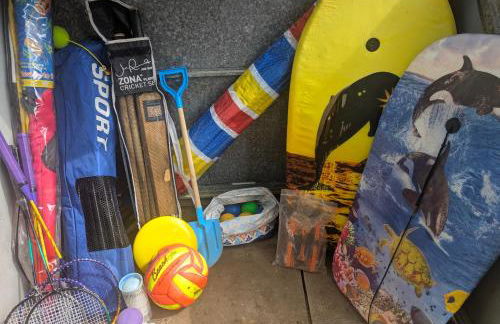 Family-Friendly Woodland Caravan Pool & Bar - Foto 15