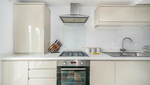 Puddle Duck Cottage - Photo 5, stove, pet friendly