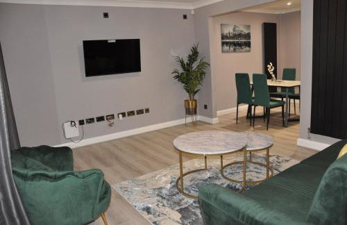 Modern 3 bedroom house- 2 parking spaces- near central MK - Foto 5