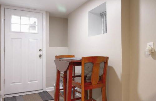 The Gray House by Gallaudet 4 BR 3 BA - Foto 26