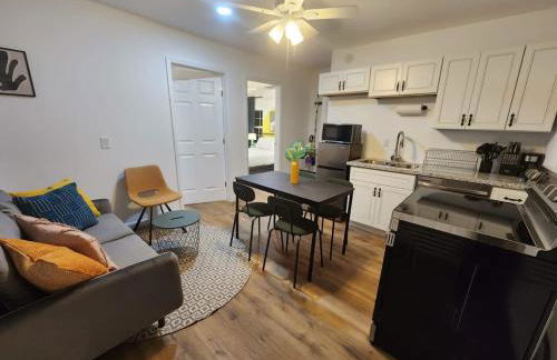 2BR Houston Haven Playground Prime Location - Foto 7