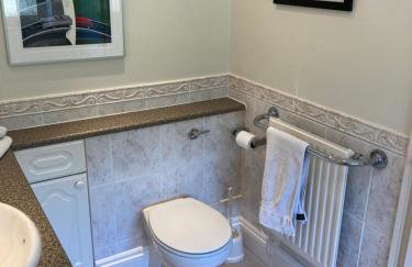 Exclusive 2 Bedroom Apartment with Summer House and Hot Tub - Foto 21