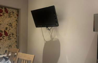 Large 3 Bed Home - Coop Live -Free parking - Foto 34