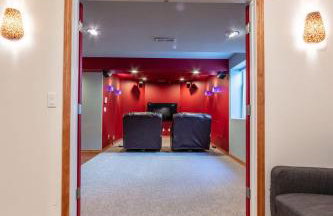 Big Family Getaway- Theater Room- BBQ- Play Room- Fire Pit - Foto 39