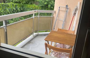 Au cœur du centre ville avec parking privé balcon et wifi - Foto 11