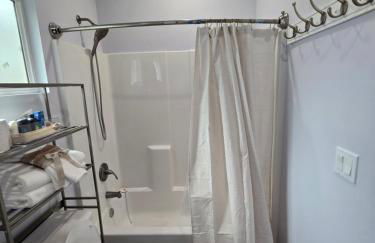 Cozy 2bdr, 1br home near downtown - Foto 20