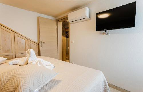 Patakun holiday home for 5, with heated pool - Foto 36