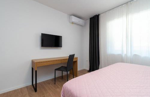 Maca Apartments & Suites with Heated pool near beach 50m - Foto 67