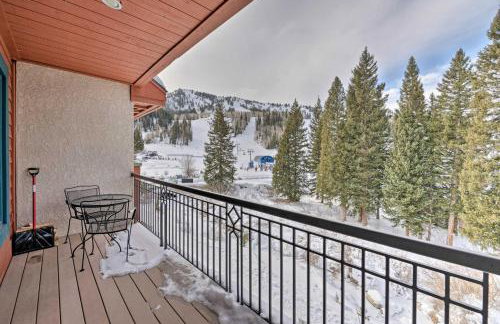 Ski-InandSki-Out Solitude Condo with Rooftop Hot Tub! - Foto 24