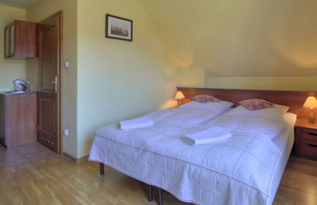 Willa Serafin - Photo 11